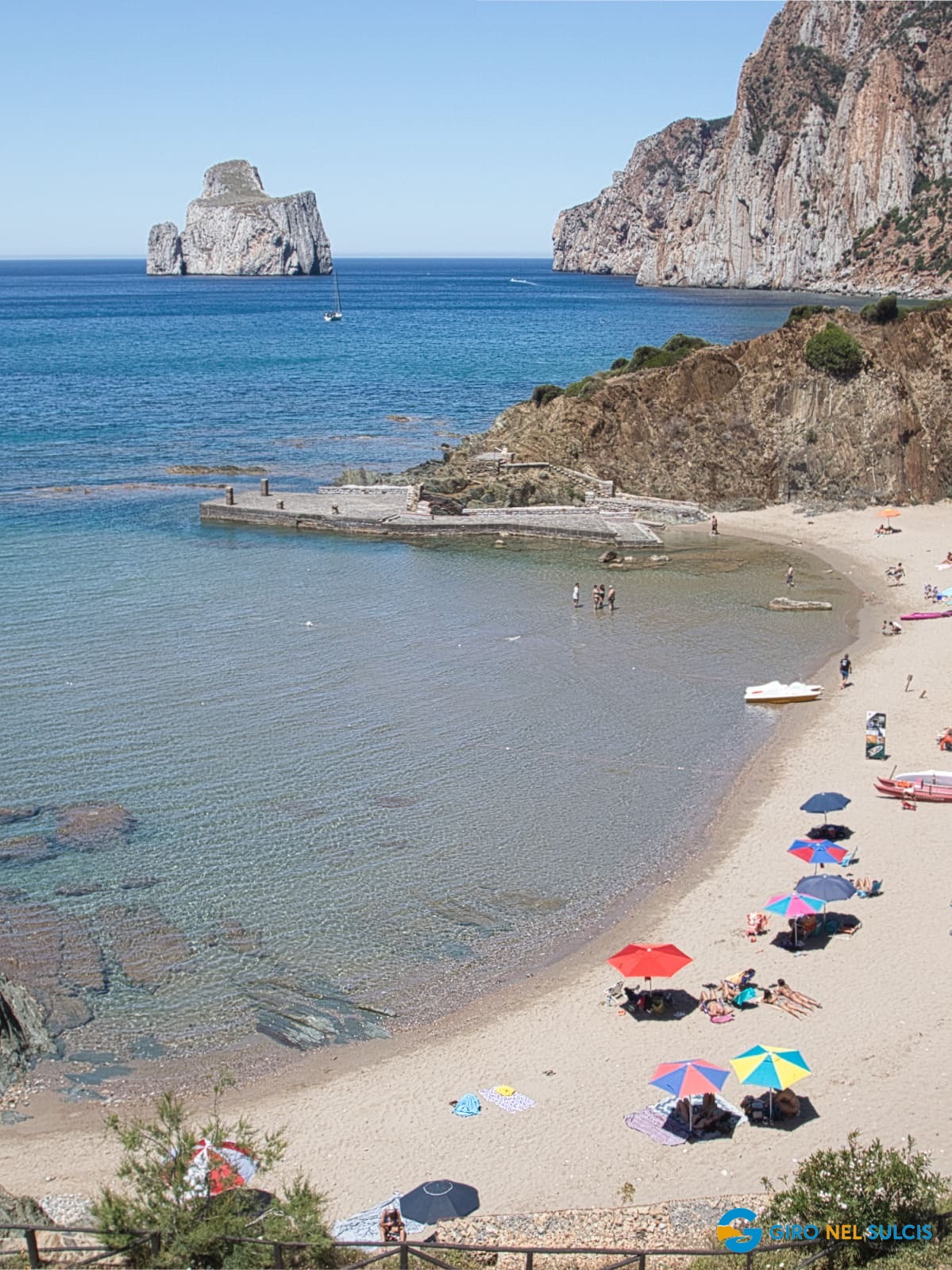 masua-spiaggia-verticale spiaggia-di-masua-sulcis-inglesiente